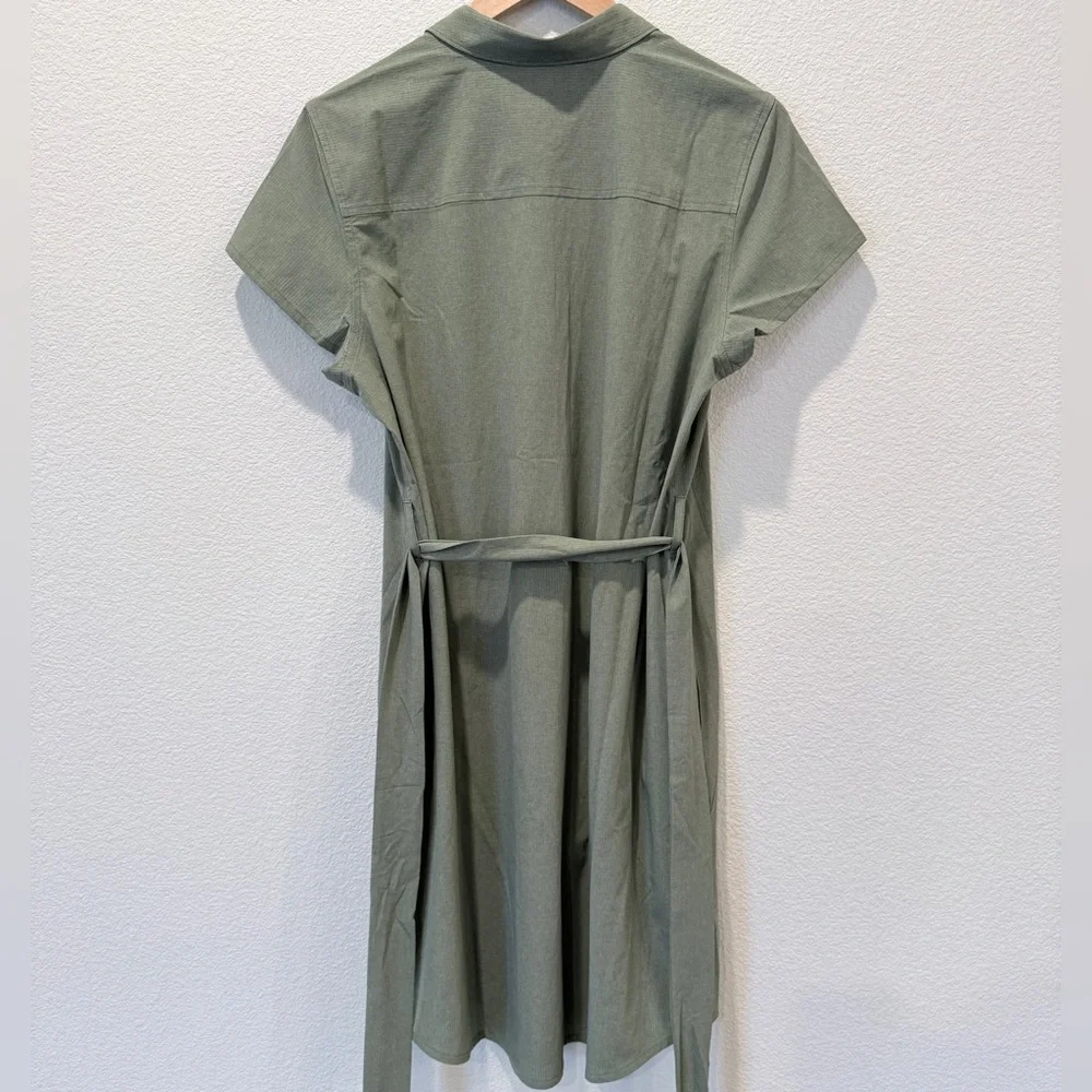Tommy Bahama IslandZone Shirt Dress Olive Green Belted Resort Coastal Travel L - Picture 10 of 12